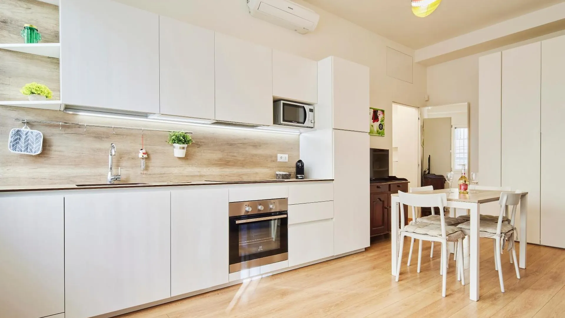 Apartmán Splendido Loft In Cenisio Milán 0*,